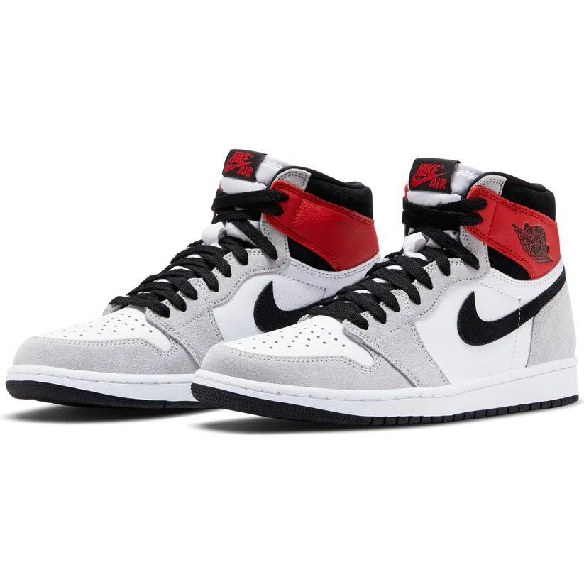 Nike Air Jordan 1 Retro High OG "Light Smoke Grey"