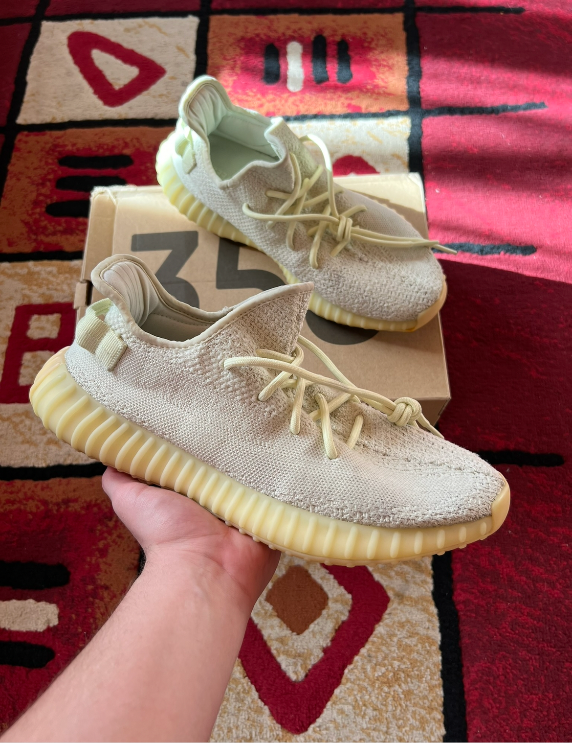 Yeezy 350 Butter EU44 2/3