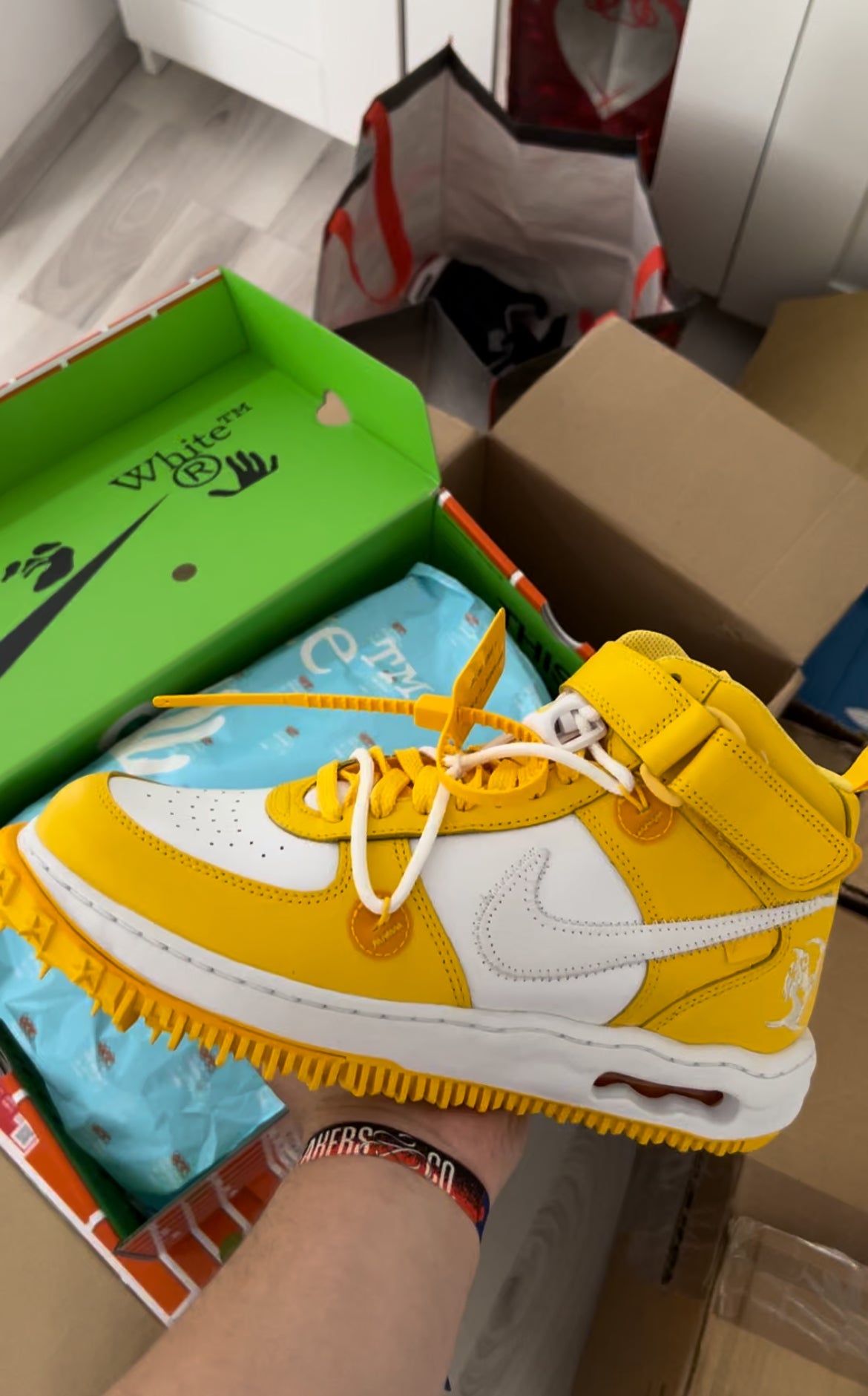 Air Force 1 Off White Varsity Maize EU42