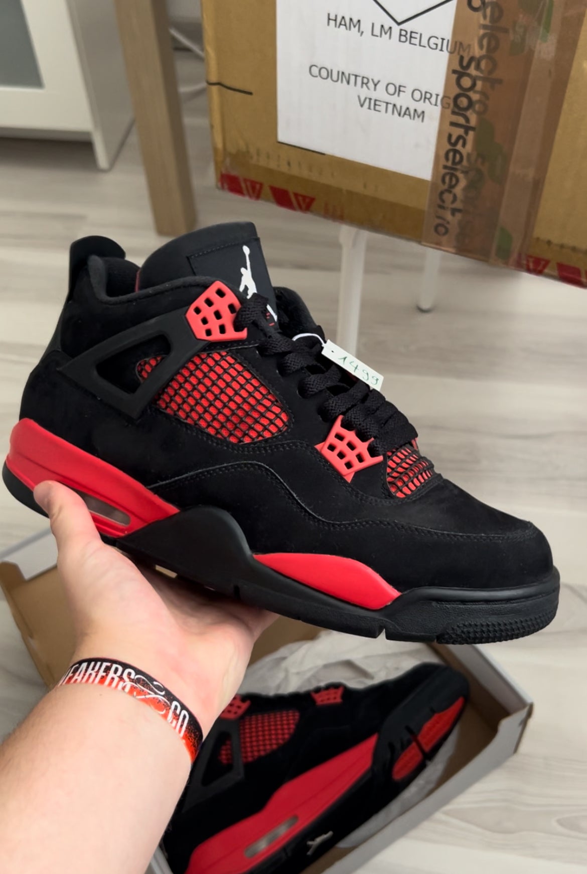 Jordan 4 Red Thunder EU44