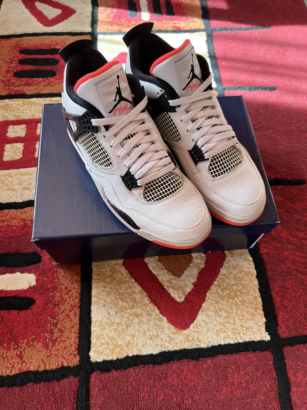 Jordan 4 Retro Flight Nostalgia EU45.5