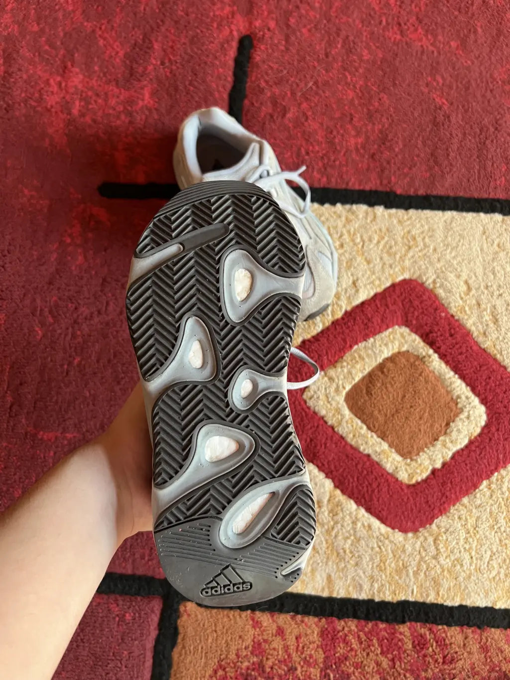 Yeezy Boost 700 V2 Hospital Blue EU36 2/3